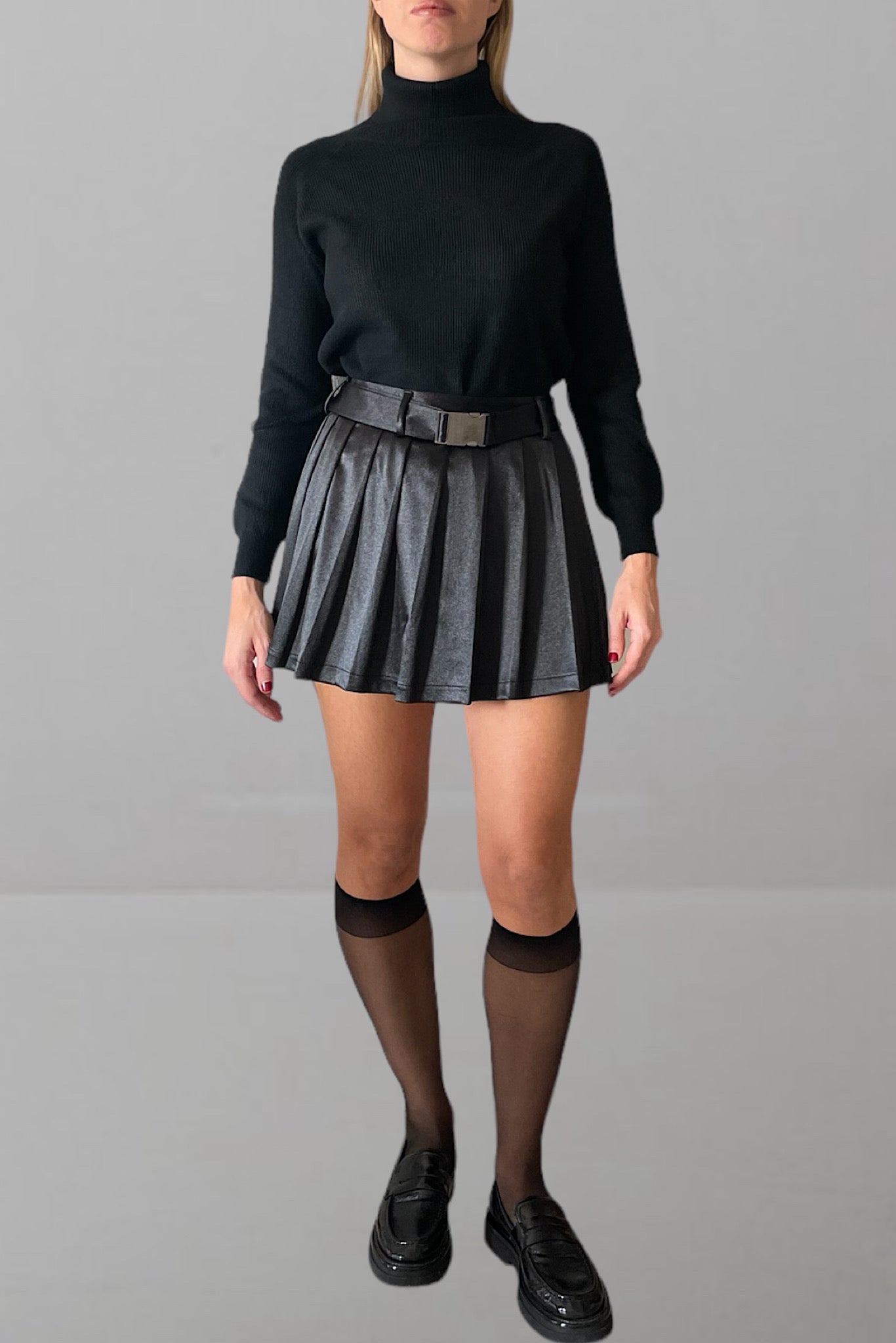Gonna stile college satinata nera