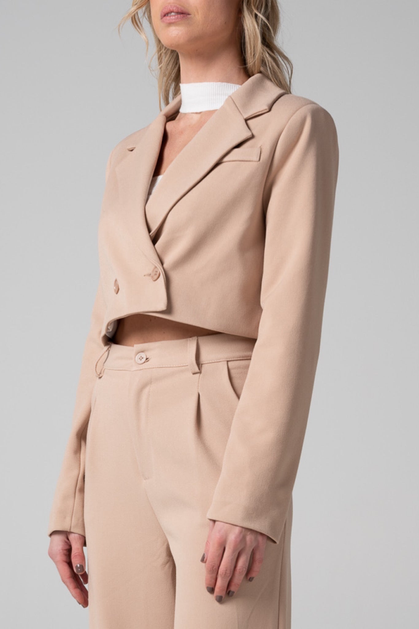 Blazer crop beige