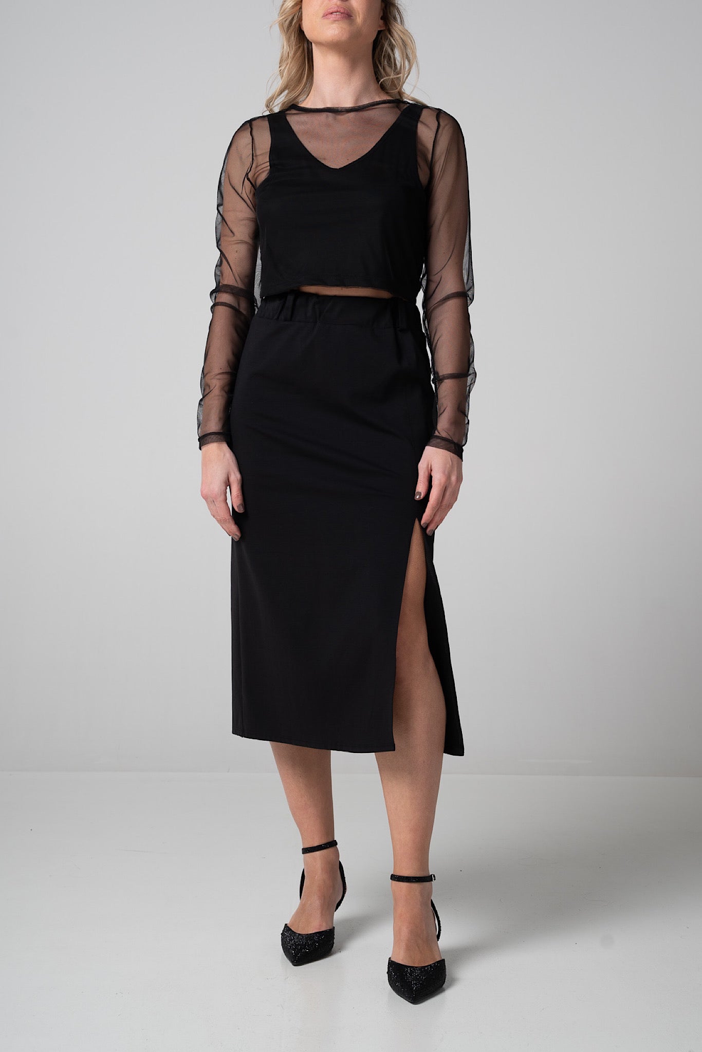Maglia tulle nera cropped