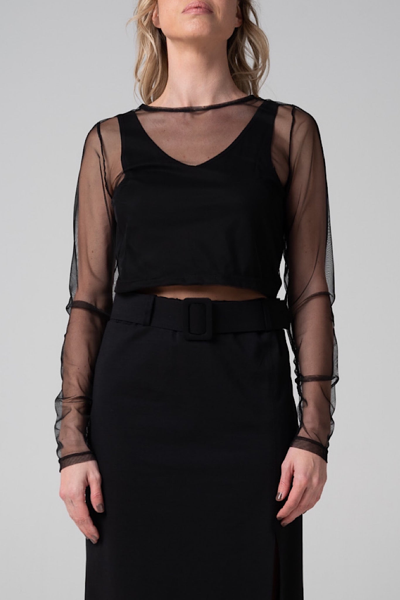 Maglia tulle nera cropped