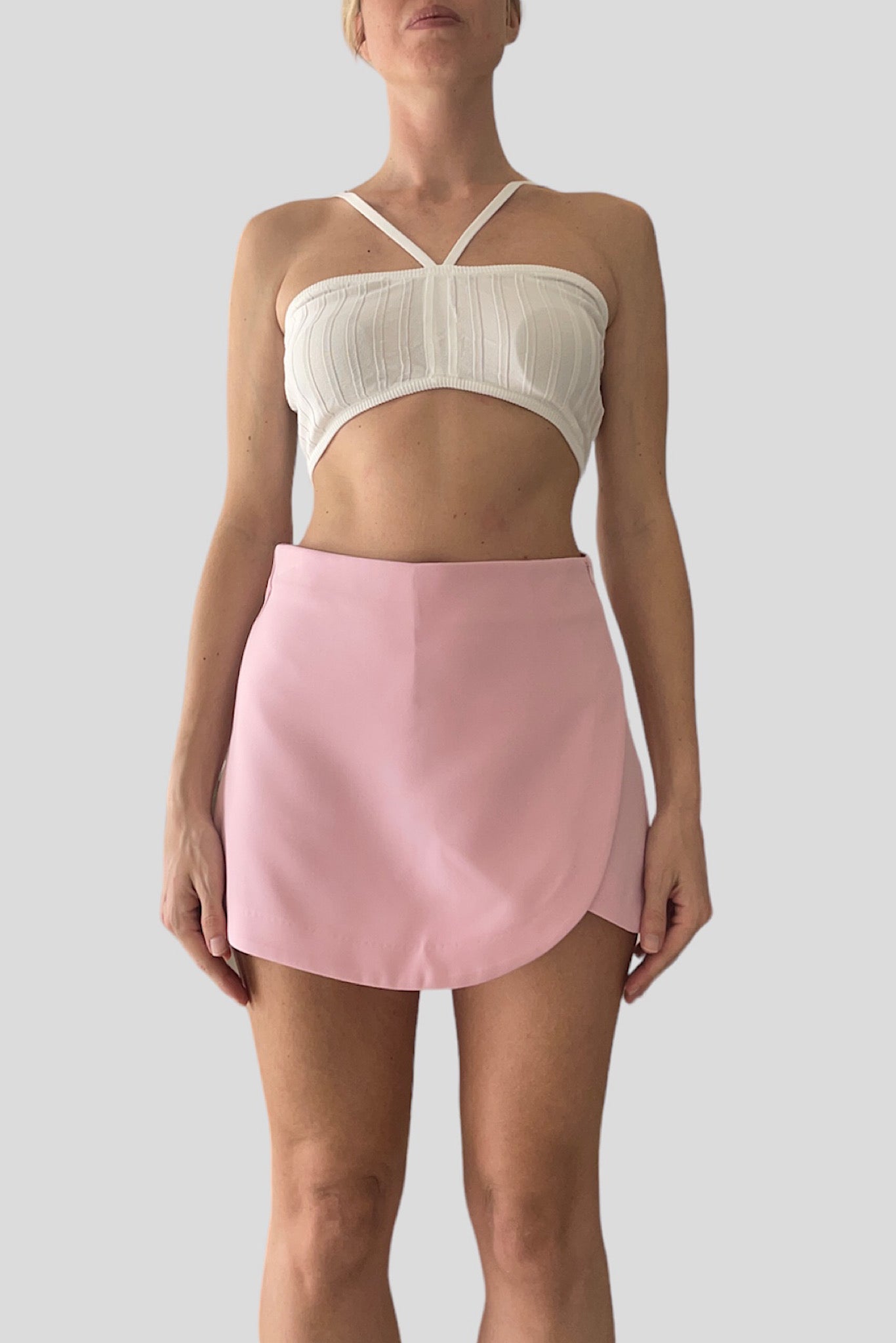 Crop top bianco a fascia