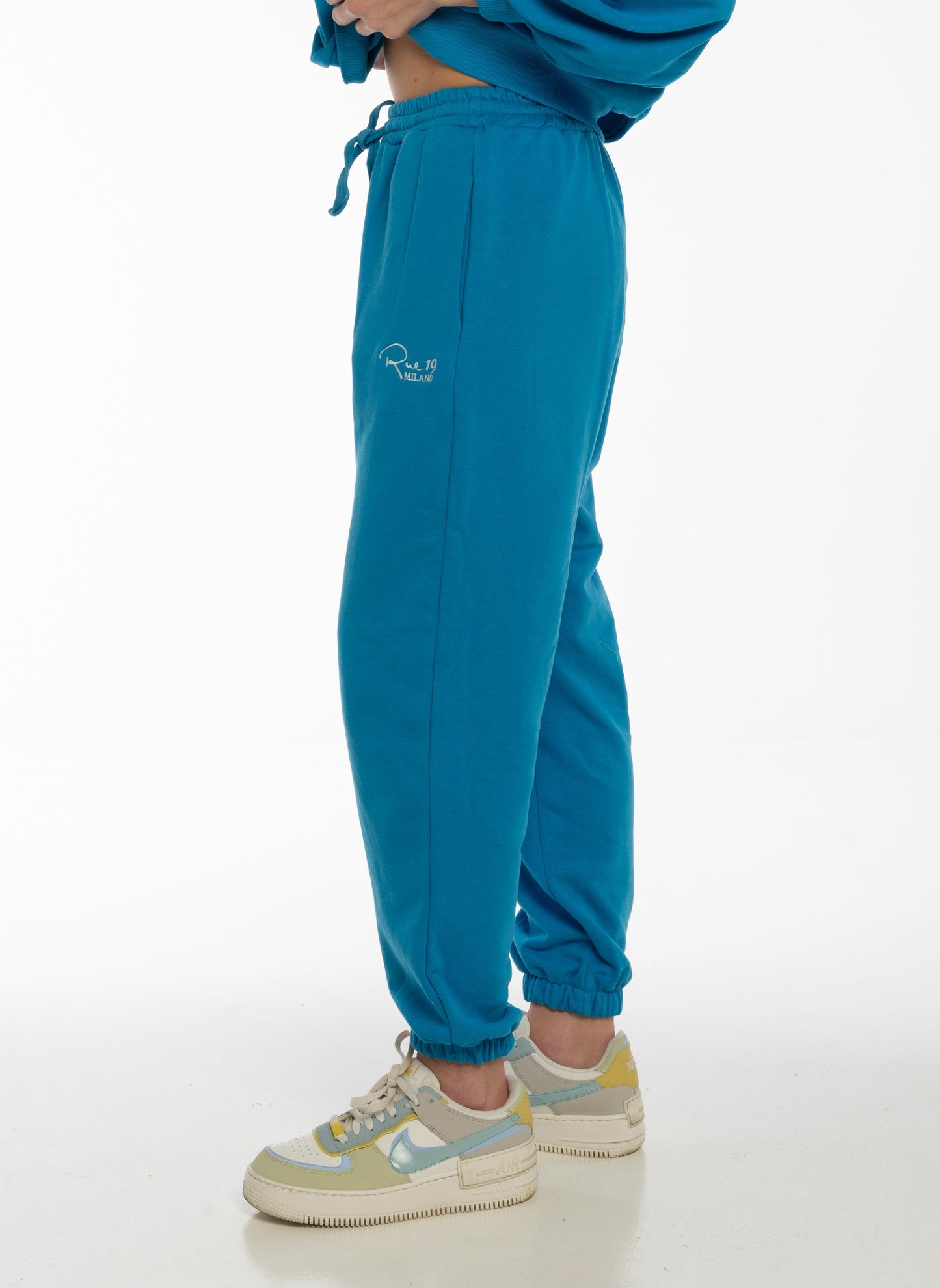 Pantalone Jogger azzurro con ricamo Rue 19 Milano