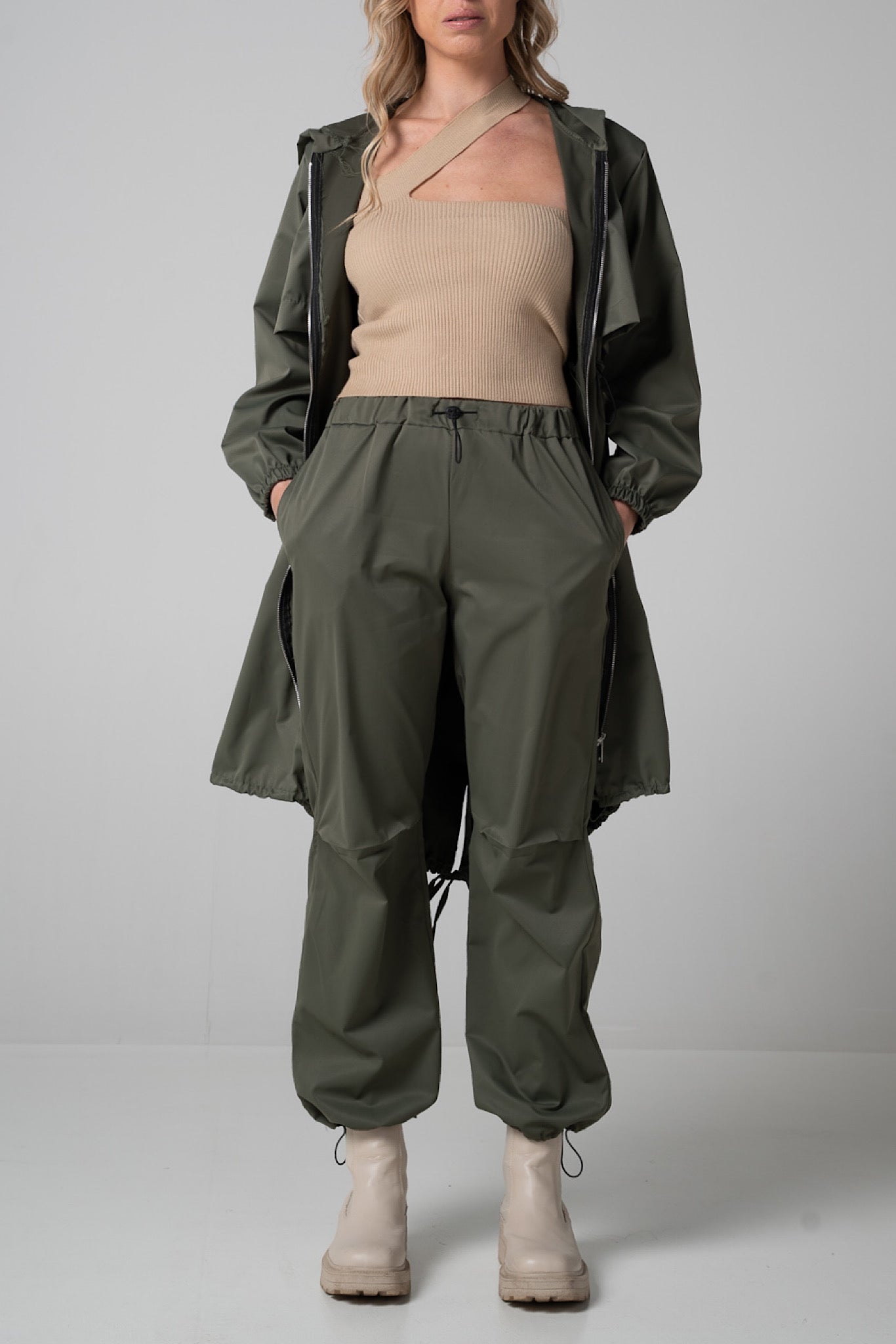 Parachadute pants in verde militare