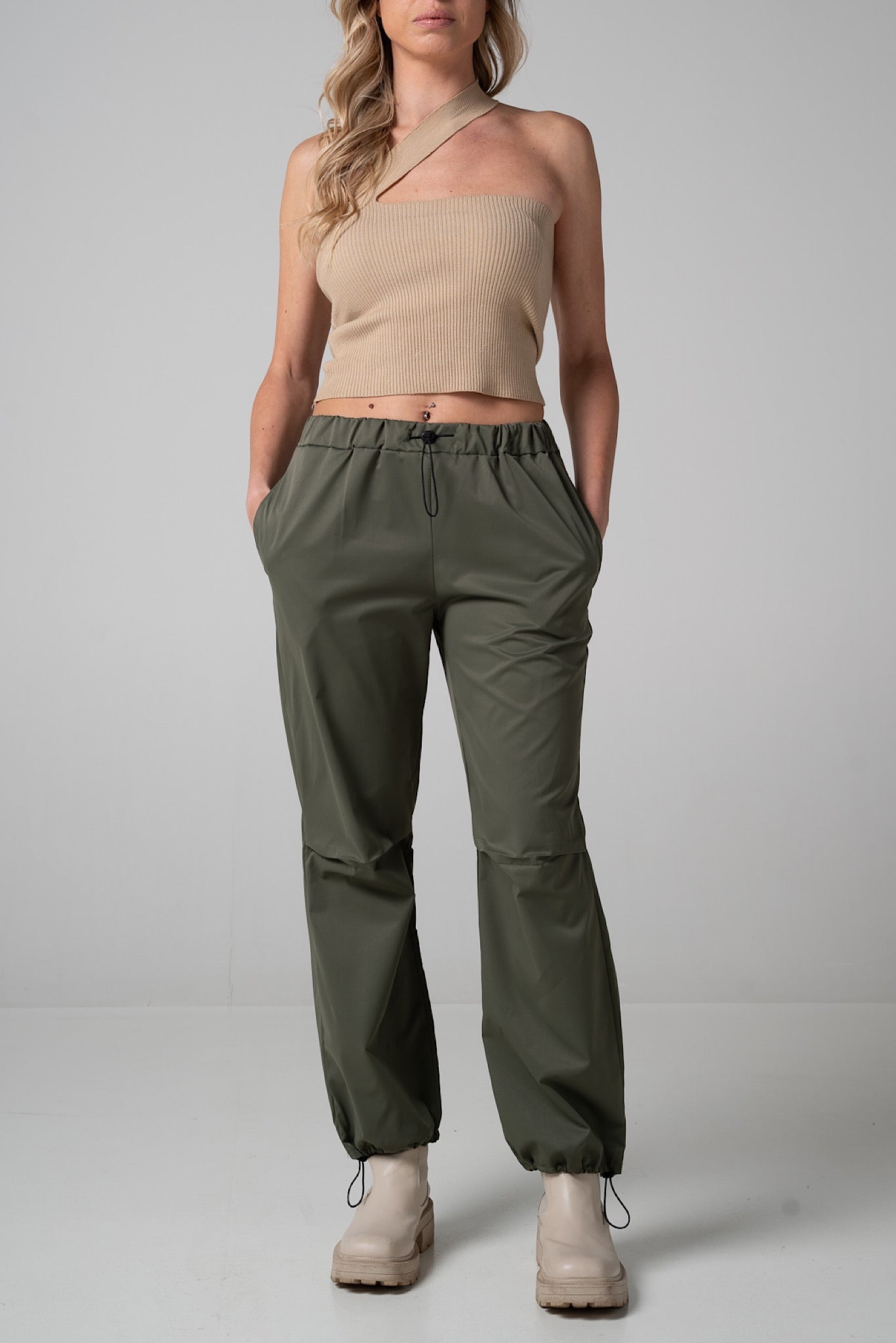 Parachadute pants in verde militare