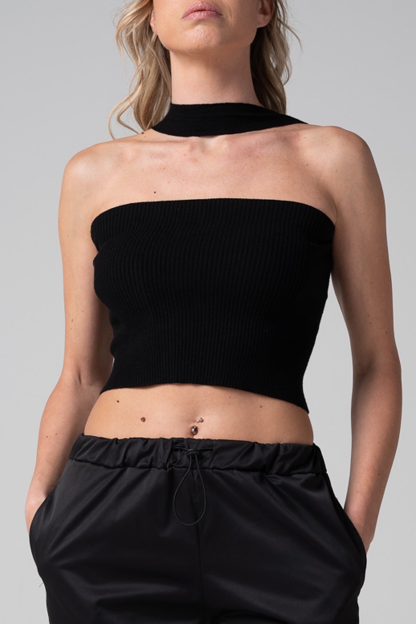 Crop top nero