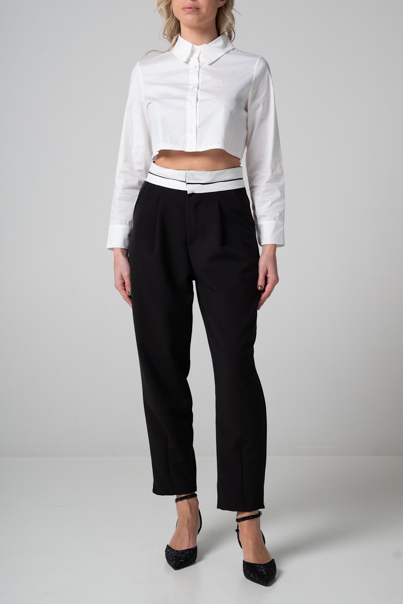 Camicia cropped bianca in cotone