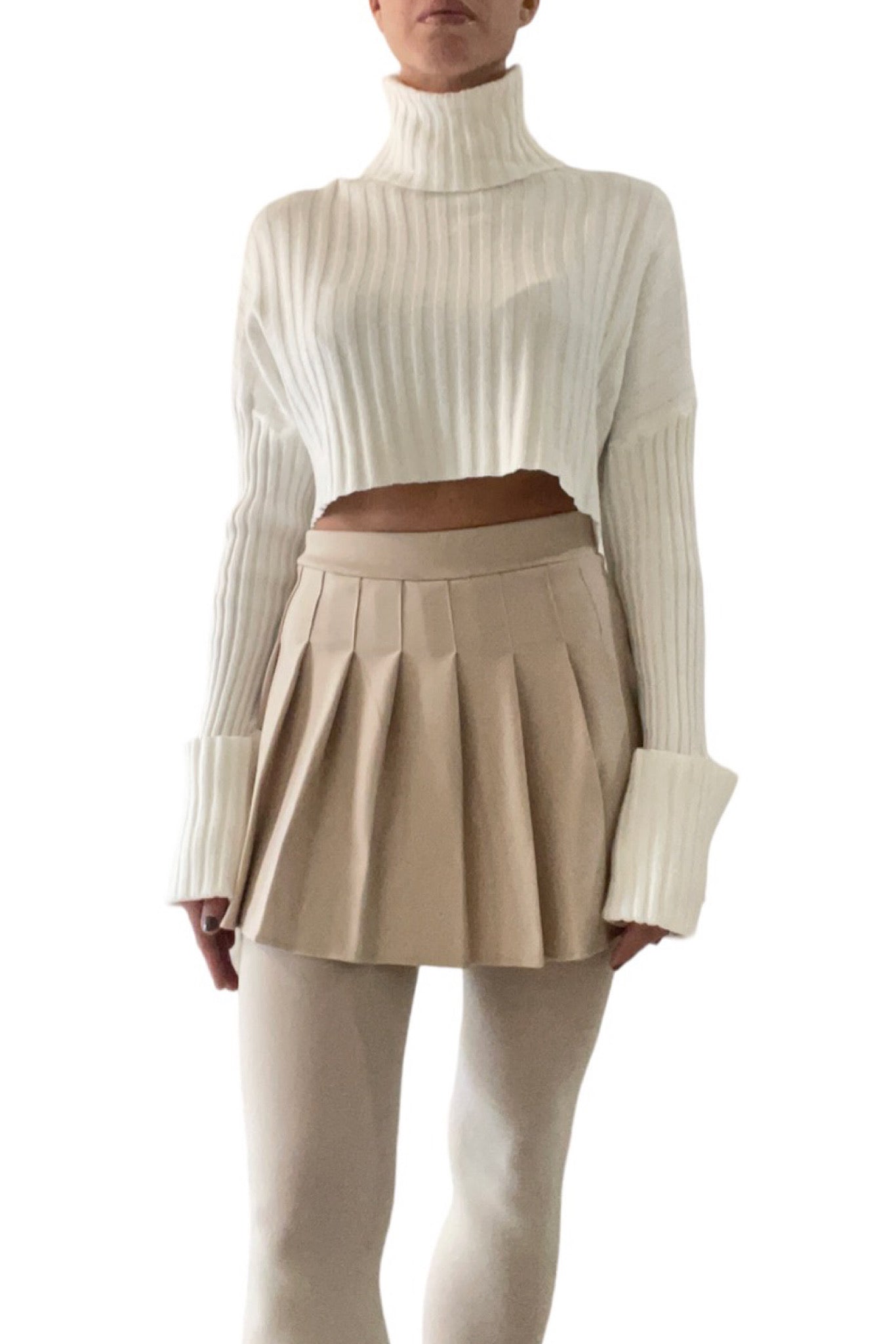 Minigonna stile collegiale beige con balze