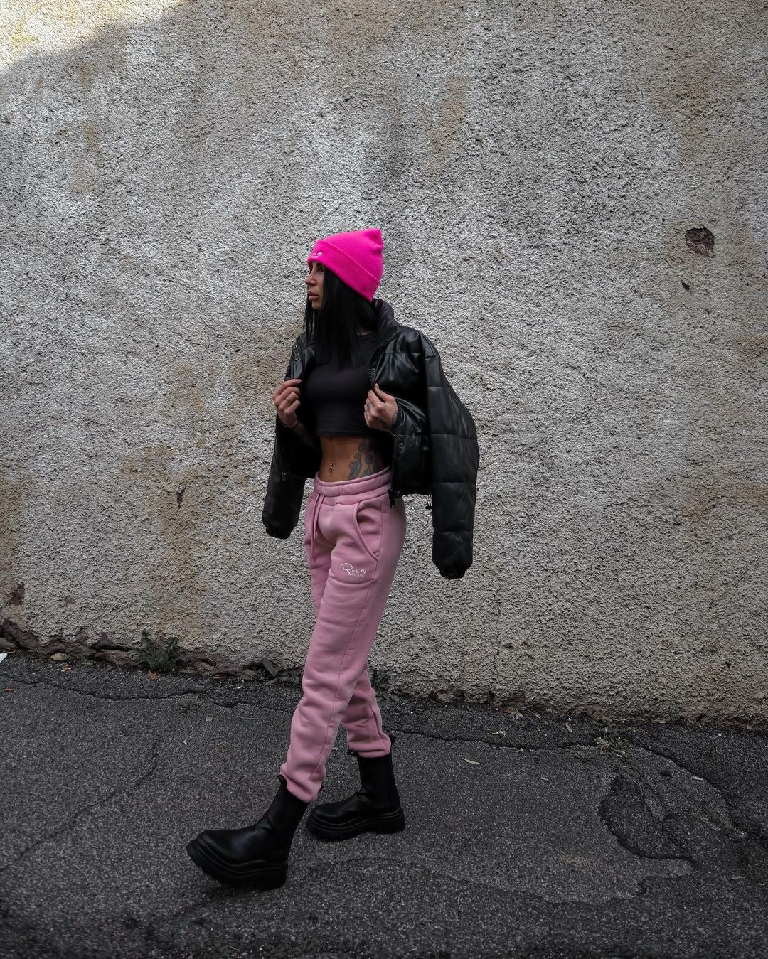 pink basic jogger with Rue 19 milano italic logo